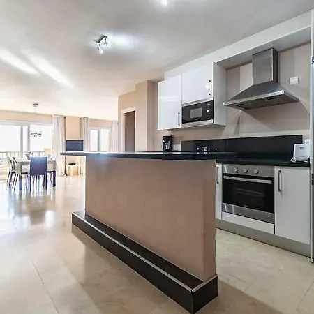 83-beachfront Apartment,