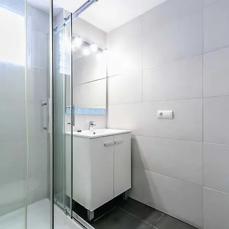 公寓 83-beachfront Apartment, *