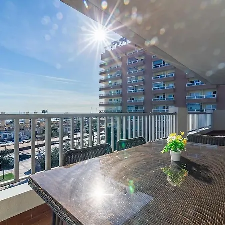 83-beachfront Apartment, Διαμέρισμα Fuengirola