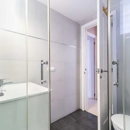 83-beachfront Apartment,